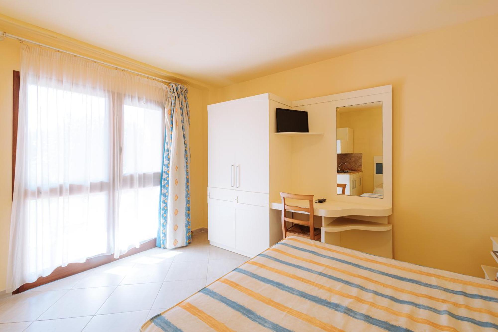 Solemare Club Village Capo Vaticano Εξωτερικό φωτογραφία